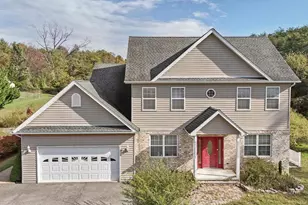 519 N Lakewood Dr, Ridgeley, WV 26753 - Photo 1