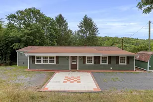 100 Stillwater Ln, Berkeley Springs, WV 25411 - Photo 1