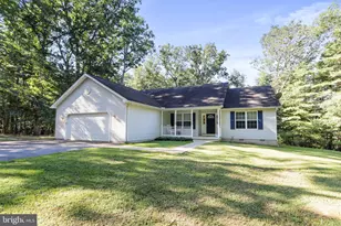 400 Spring Valley Dr, Berkeley Springs, WV 25411 - Photo 1