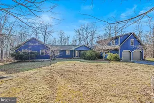 272 Tonoloway Point Cir, Great Cacapon, WV 25422 - Photo 1