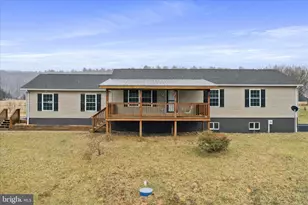 35 Waterstone Ln, Berkeley Springs, WV 25411 - Photo 1