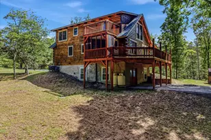 711 Cannon Dr, Berkeley Springs, WV 25411 - Photo 1