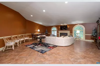 12517 Spotswood Trl, Elkton, VA 22827 - Photo 16