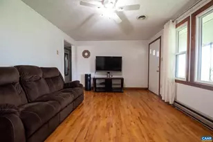 2625 Martin Kings Rd, Scottsville, VA 24590 - Photo 8