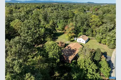 1704 Old Brook Rd #1700, Charlottesville, VA 22901 - Photo 16