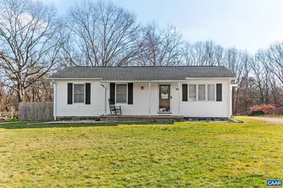 74 View Dr, Stuarts Draft, VA 24477 - Photo 2