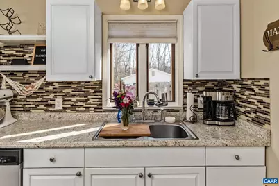 74 View Dr, Stuarts Draft, VA 24477 - Photo 8