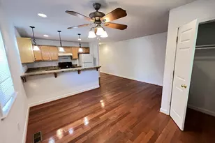 301 SW 7th St, Charlottesville, VA 22903 - Photo 4