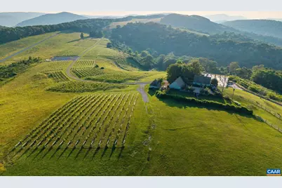 24981 Blue Ridge Pkwy, Vesuvius, VA 24483 - Photo 58