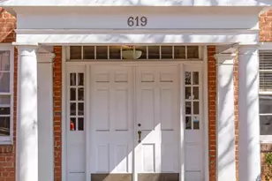 619 E High St, Charlottesville, VA 22902 - Photo 22