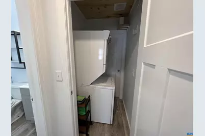 301 SW 7th St #A, Charlottesville, VA 22903 - Photo 10