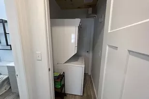 301 SW 7th St, Charlottesville, VA 22903 - Photo 10