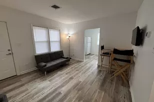 301 SW 7th St, Charlottesville, VA 22903 - Photo 4