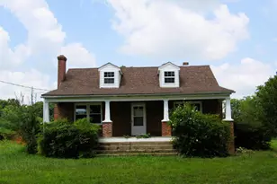 1358 S Coolwell Rd, Madison Heights, VA 24572 - Photo 2