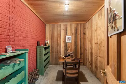 690 Page St, Scottsville, VA 24590 - Photo 44