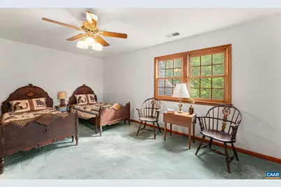 690 Page St, Scottsville, VA 24590 - Photo 38