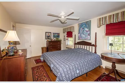 358 Main St E 10 1/2 St, Orange, VA 22960 - Photo 16