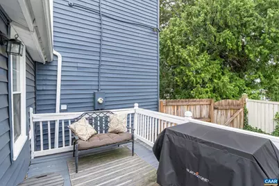 800 Anderson St, Charlottesville, VA 22903 - Photo 10