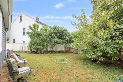 800 Anderson St, Charlottesville, VA 22903 - Photo 12