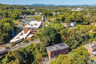 1915 E Market St, Charlottesville, VA 22902 - Photo 2
