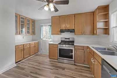 1610 Center Ave, Charlottesville, VA 22903 - Photo 10