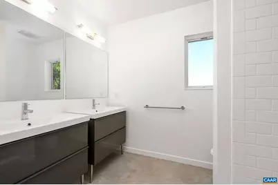 1130 E High St #J, Charlottesville, VA 22902 - Photo 16