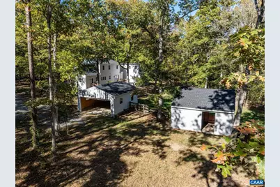 2325 Mountain Brook Dr, Charlottesville, VA 22902 - Photo 12