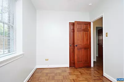 32 University Cir #202, Charlottesville, VA 22903 - Photo 10