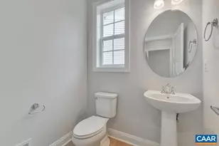 13 Sablewood Dr, Charlottesville, VA 22911 - Photo 8