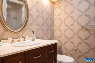 253 E Jefferson St, Charlottesville, VA 22902 - Photo 14