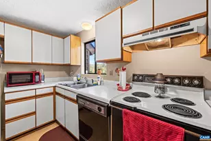 2530 Gillums Ridge Ln, Charlottesville, VA 22903 - Photo 16