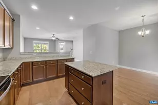 1610 Kempton Pl, Charlottesville, VA 22911 - Photo 18