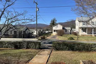 1227 Blue Ridge Ave, Crozet, VA 22932 - Photo 12