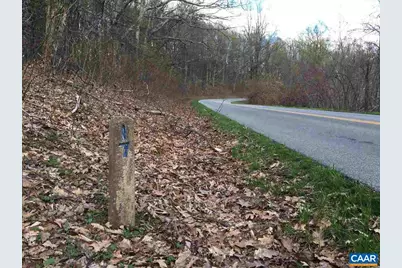 16903 Blue Ridge Pkwy, Lyndhurst, VA 22952 - Photo 22