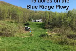 16903 Blue Ridge Pkwy, Lyndhurst, VA 22952 - Photo 2