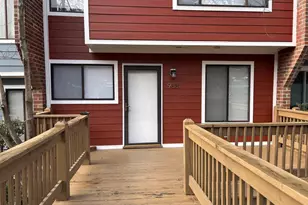 988 Salisbury Square, Charlottesville, VA 22901 - Photo 2