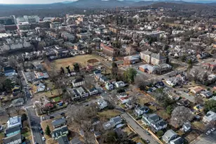 504 NW 12th St, Charlottesville, VA 22903 - Photo 36