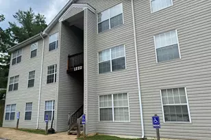 1220 Smith St, Charlottesville, VA 22901 - Photo 2