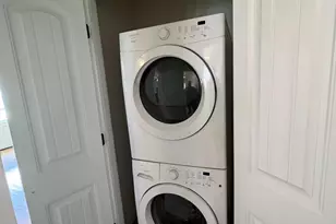 5677 Myrtle St, Crozet, VA 22932 - Photo 12