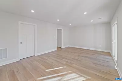 3036 Farrow Cir, Charlottesville, VA 22901 - Photo 10