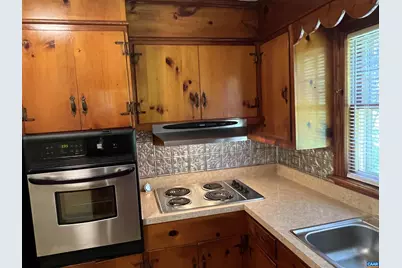 1320 Avon St, Charlottesville, VA 22902 - Photo 8