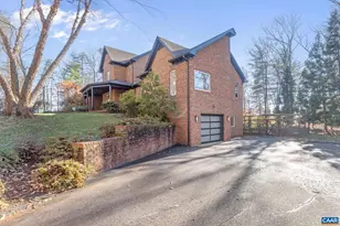 2815 Cola Woods Ln, Charlottesville, VA 22901 - Photo 4