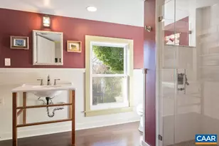 349 NW 10th St, Charlottesville, VA 22903 - Photo 26