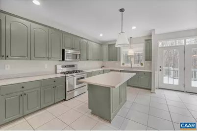 3262 Turnberry Cir, Charlottesville, VA 22911 - Photo 12