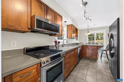 1570 Robin Ln, Charlottesville, VA 22911 - Photo 8