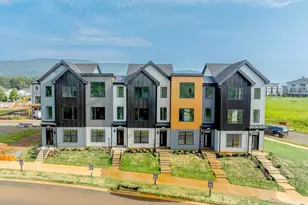 35 Golf Dr, Crozet, VA 22932 - Photo 1