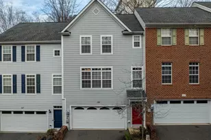 149 Brookwood Dr, Charlottesville, VA 22902 - Photo 2