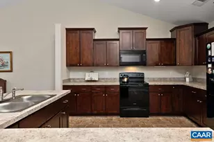 147 W Stratford Pl, Madison Heights, VA 24572 - Photo 12