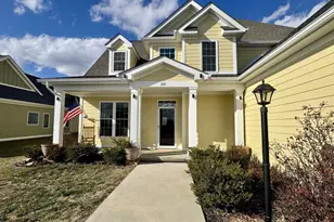 189 Windsor Dr, Fishersville, VA 22939 - Photo 2