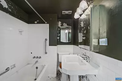 500 Court Sq #406, Charlottesville, VA 22902 - Photo 14